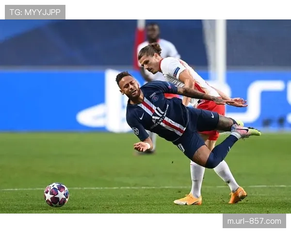 冠军争夺战,巴黎与朗斯交替领先